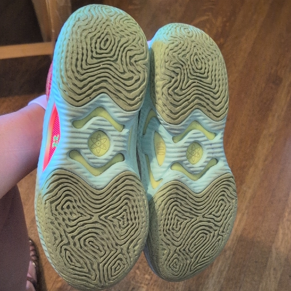 Nike Cosmic Unity 3 A'ja Wilson Sz W8 - Picture 6 of 7